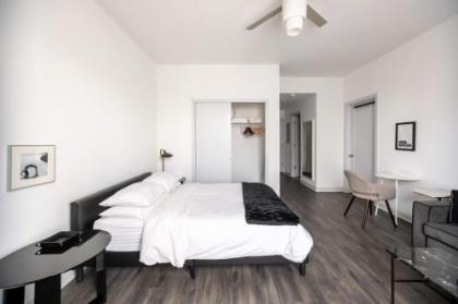 trendy HP Studio with Fast transit to UChicago  Dt by Zencity Chicago Illinois